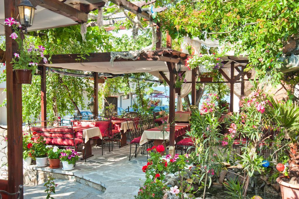 Vromos Guest House تشيرنوموريتس المظهر الخارجي الصورة