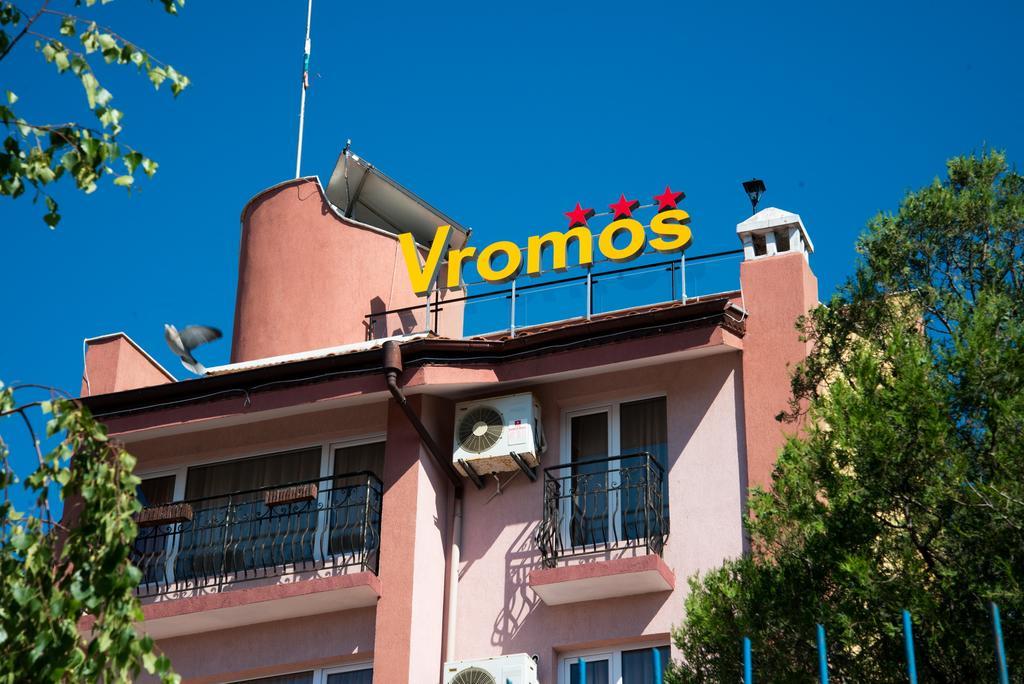 Vromos Guest House تشيرنوموريتس المظهر الخارجي الصورة